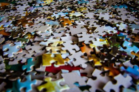 jigsaw puzzle pieces